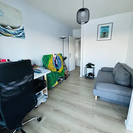 Spacious In Nantes